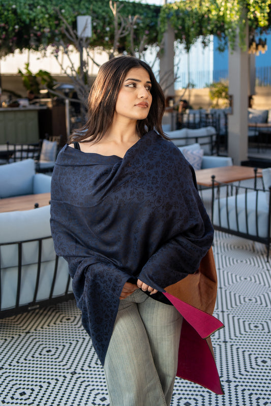 Moonlight Premium Shawl – Elegant and Luxurious